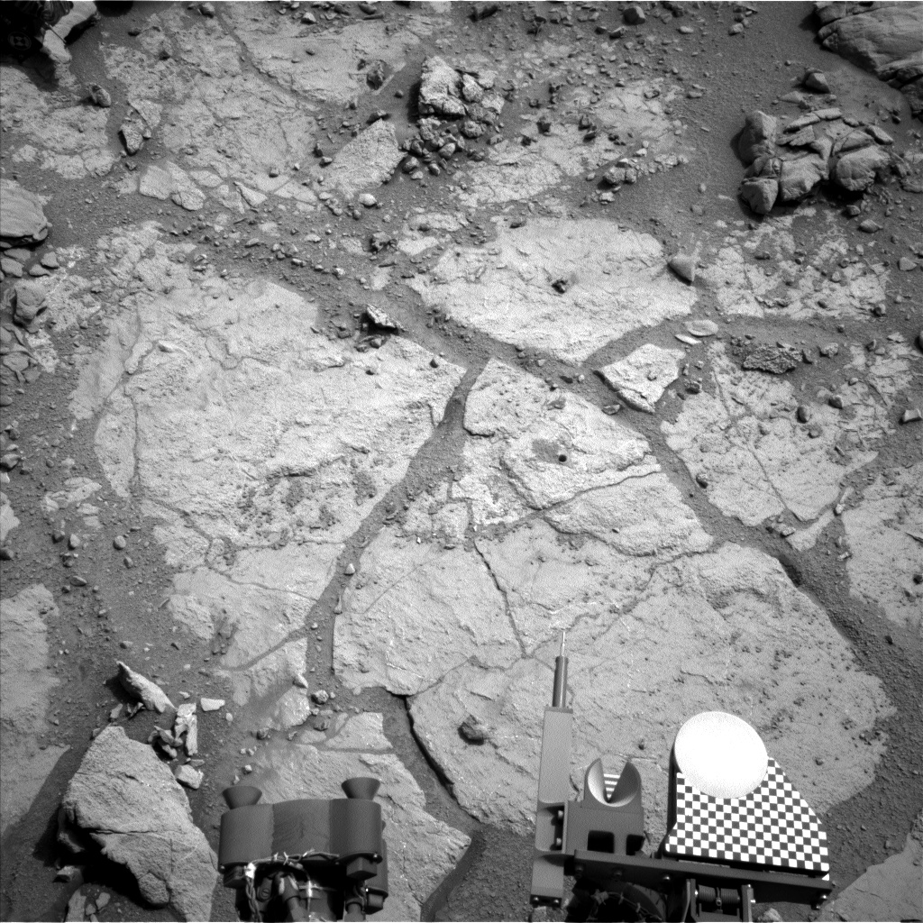 Nasa's Mars rover Curiosity acquired this image using its Left Navigation Camera on Sol 279, at drive 82, site number 6