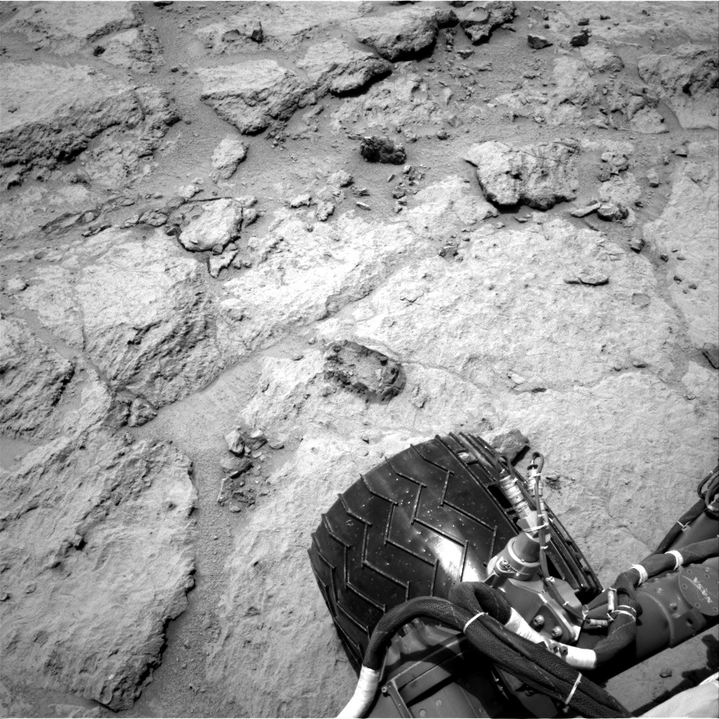 Nasa's Mars rover Curiosity acquired this image using its Right Navigation Camera on Sol 307, at drive 560, site number 6