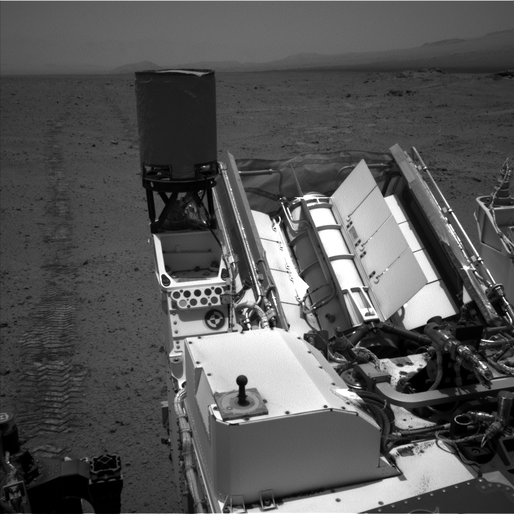 Nasa's Mars rover Curiosity acquired this image using its Left Navigation Camera on Sol 346, at drive 288, site number 10