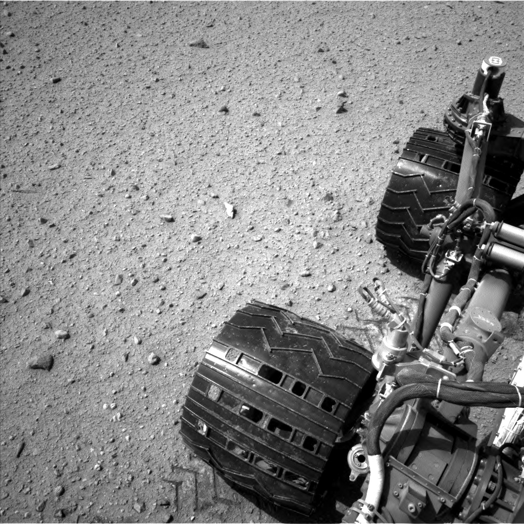 Nasa's Mars rover Curiosity acquired this image using its Left Navigation Camera on Sol 347, at drive 508, site number 10