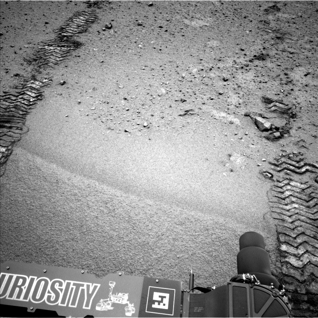 Nasa's Mars rover Curiosity acquired this image using its Left Navigation Camera on Sol 356, at drive 606, site number 11