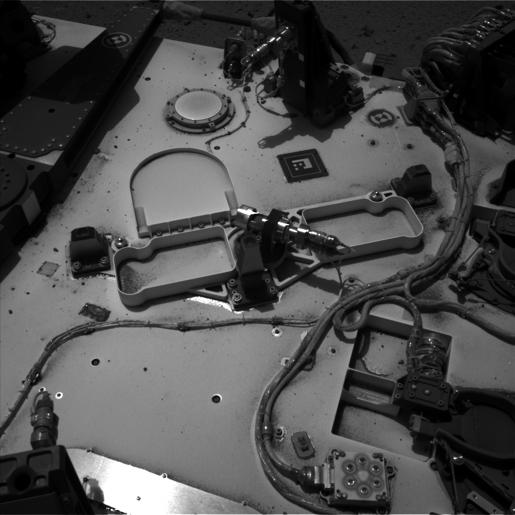 Nasa's Mars rover Curiosity acquired this image using its Left Navigation Camera on Sol 375, at drive 156, site number 14
