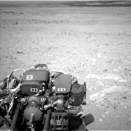 Nasa's Mars rover Curiosity acquired this image using its Left Navigation Camera on Sol 385, at drive 918, site number 15