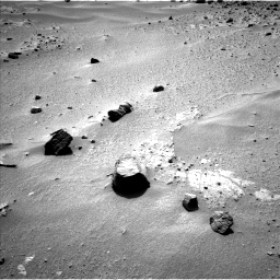 Nasa's Mars rover Curiosity acquired this image using its Left Navigation Camera on Sol 390, at drive 1662, site number 15