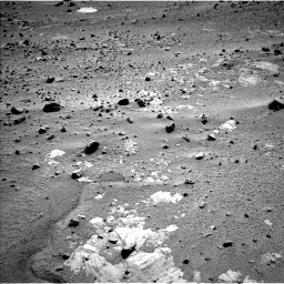 Nasa's Mars rover Curiosity acquired this image using its Left Navigation Camera on Sol 390, at drive 1704, site number 15