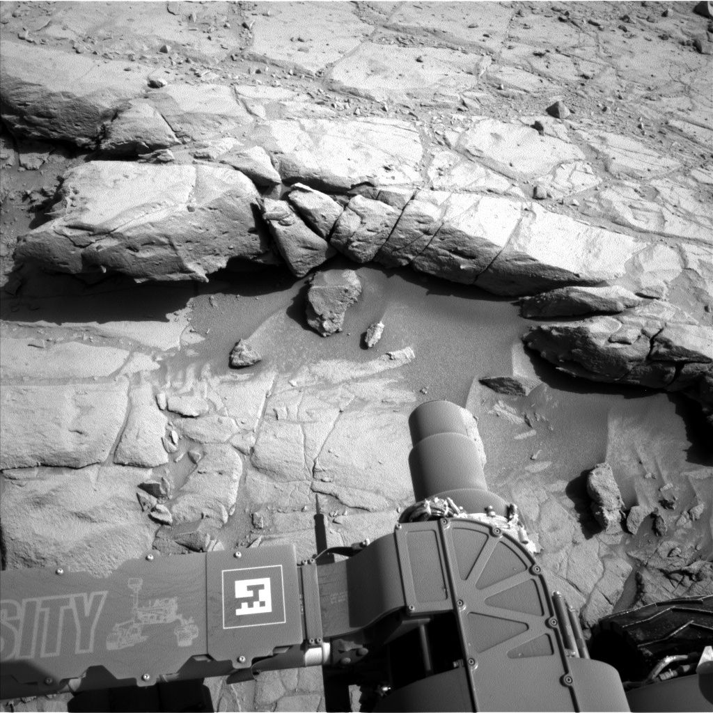 Nasa's Mars rover Curiosity acquired this image using its Left Navigation Camera on Sol 440, at drive 0, site number 22