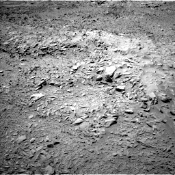 Nasa's Mars rover Curiosity acquired this image using its Left Navigation Camera on Sol 465, at drive 670, site number 23