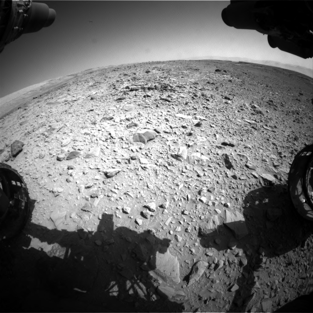 Nasa's Mars rover Curiosity acquired this image using its Front Hazard Avoidance Camera (Front Hazcam) on Sol 472, at drive 192, site number 24