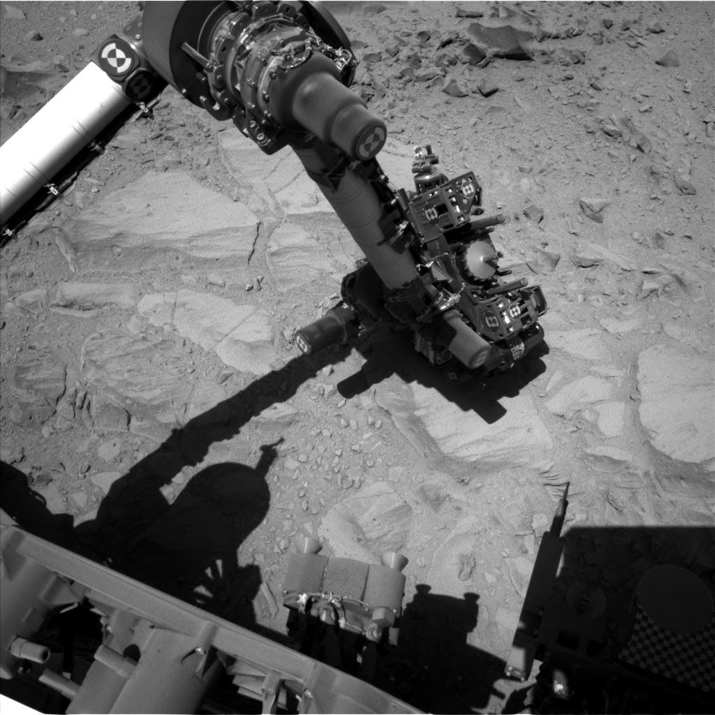 Nasa's Mars rover Curiosity acquired this image using its Left Navigation Camera on Sol 487, at drive 366, site number 24