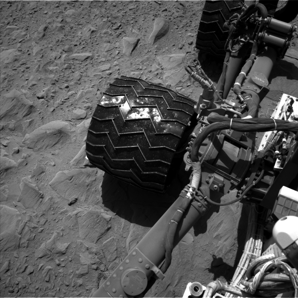 Nasa's Mars rover Curiosity acquired this image using its Left Navigation Camera on Sol 494, at drive 492, site number 24