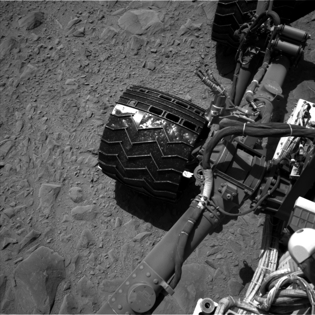 Nasa's Mars rover Curiosity acquired this image using its Left Navigation Camera on Sol 494, at drive 504, site number 24