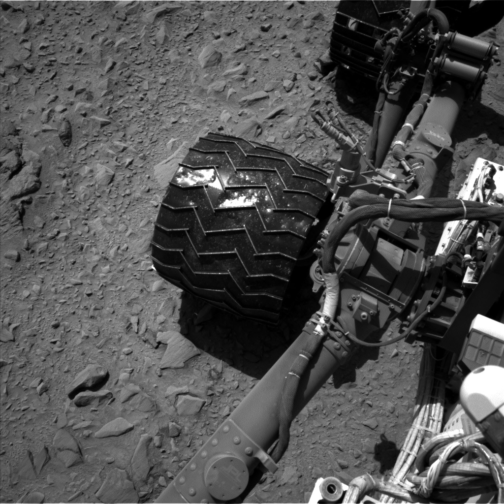 Nasa's Mars rover Curiosity acquired this image using its Left Navigation Camera on Sol 506, at drive 166, site number 25