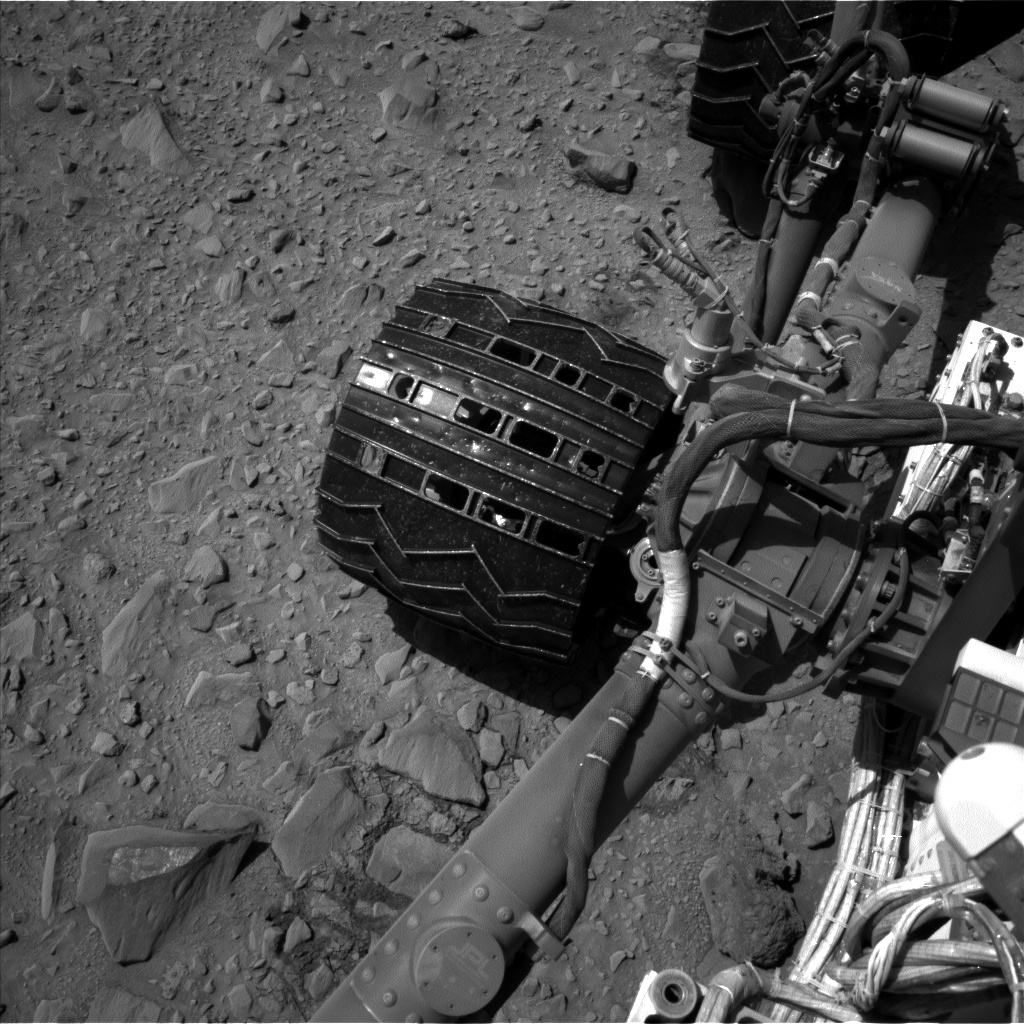 Nasa's Mars rover Curiosity acquired this image using its Left Navigation Camera on Sol 506, at drive 184, site number 25