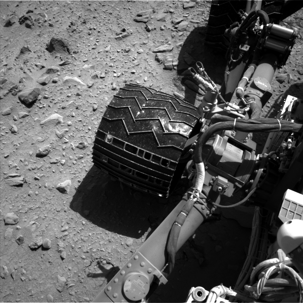 Nasa's Mars rover Curiosity acquired this image using its Left Navigation Camera on Sol 511, at drive 360, site number 25
