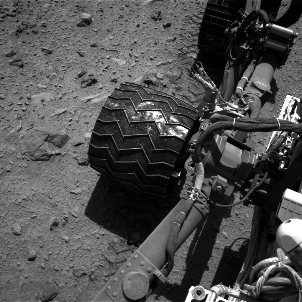 Nasa's Mars rover Curiosity acquired this image using its Left Navigation Camera on Sol 511, at drive 438, site number 25