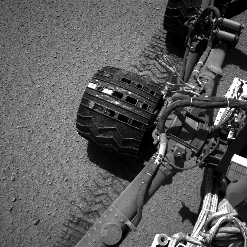 Nasa's Mars rover Curiosity acquired this image using its Left Navigation Camera on Sol 515, at drive 594, site number 25