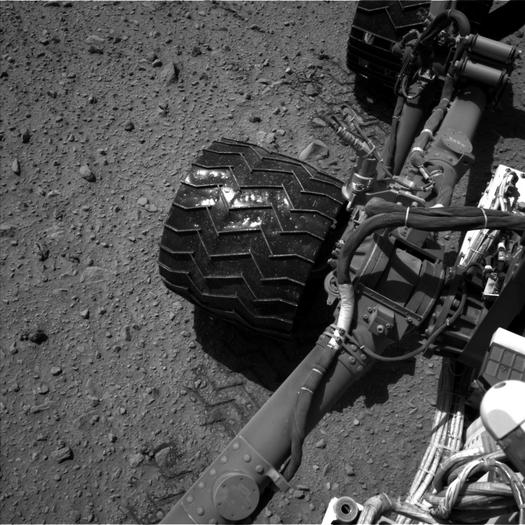 Nasa's Mars rover Curiosity acquired this image using its Left Navigation Camera on Sol 515, at drive 696, site number 25