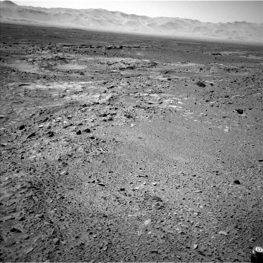Nasa's Mars rover Curiosity acquired this image using its Left Navigation Camera on Sol 518, at drive 886, site number 25