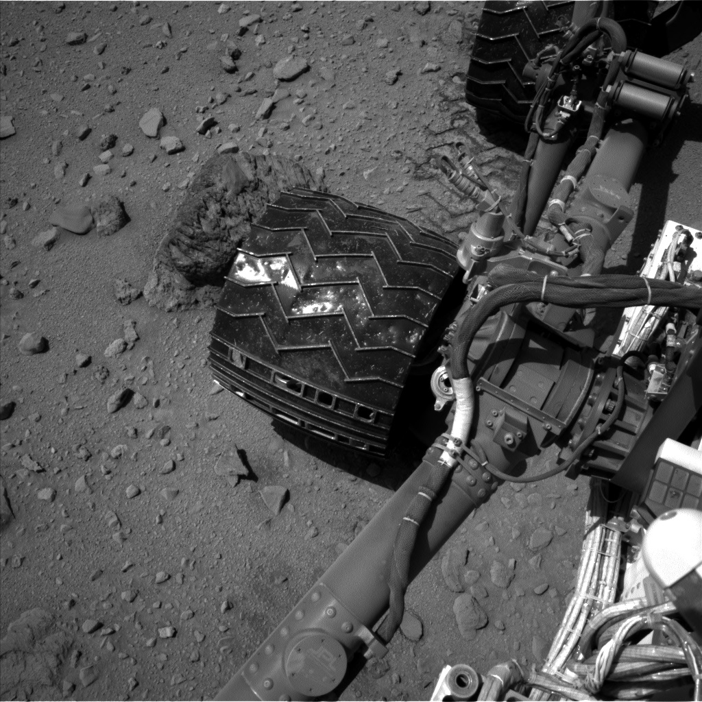 Nasa's Mars rover Curiosity acquired this image using its Left Navigation Camera on Sol 519, at drive 976, site number 25