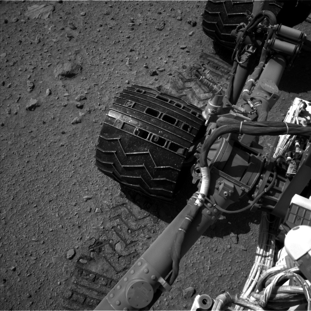 Nasa's Mars rover Curiosity acquired this image using its Left Navigation Camera on Sol 520, at drive 1106, site number 25