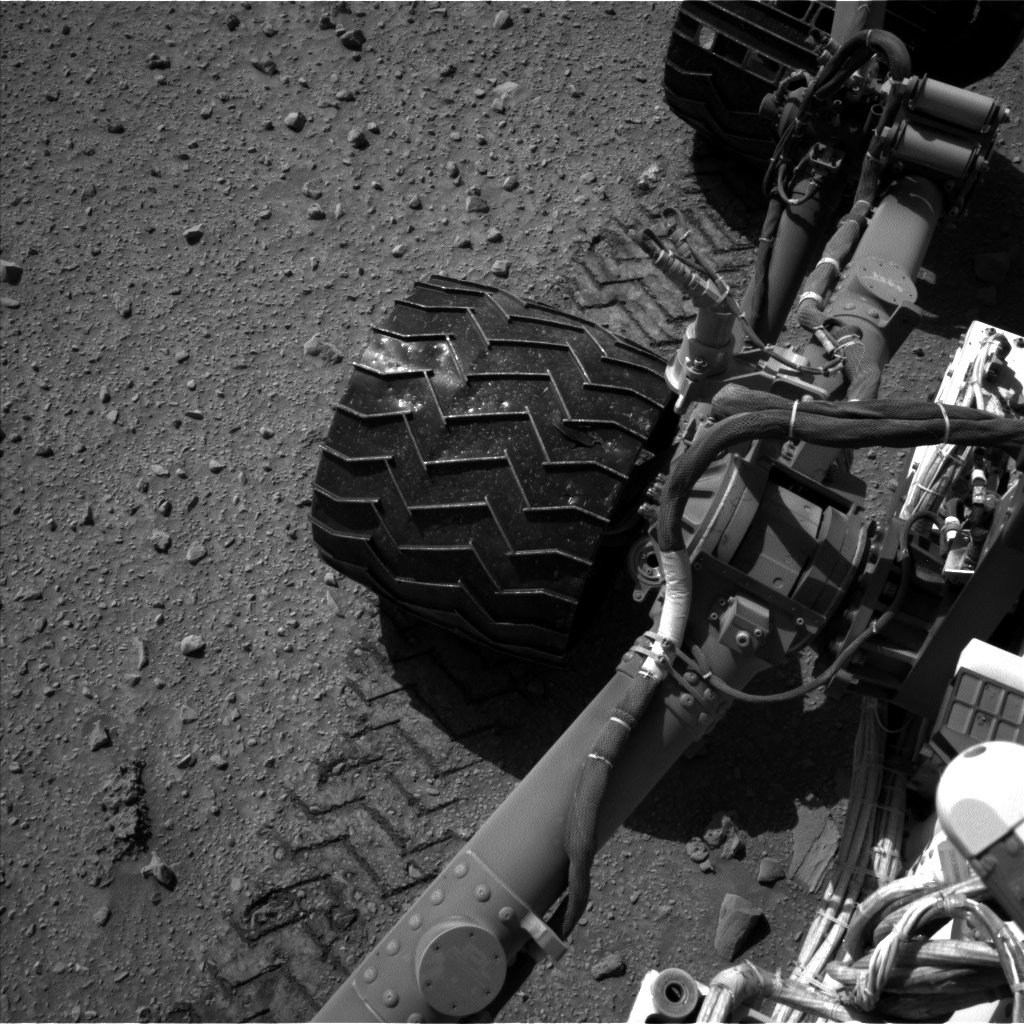 Nasa's Mars rover Curiosity acquired this image using its Left Navigation Camera on Sol 520, at drive 1118, site number 25
