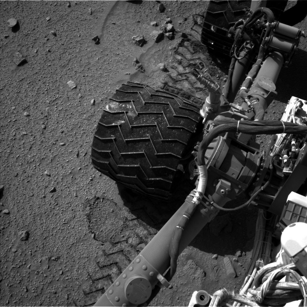 Nasa's Mars rover Curiosity acquired this image using its Left Navigation Camera on Sol 520, at drive 1196, site number 25