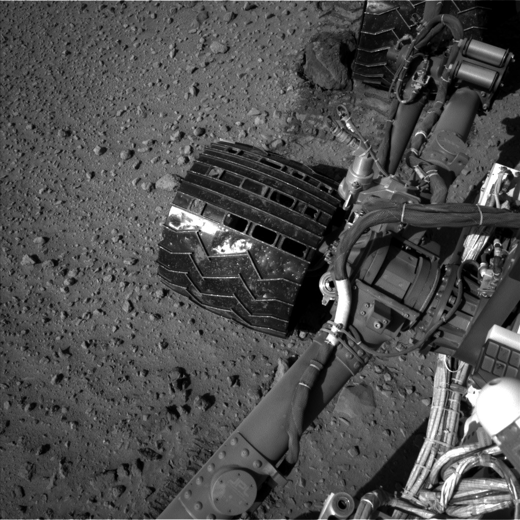 Nasa's Mars rover Curiosity acquired this image using its Left Navigation Camera on Sol 526, at drive 1532, site number 25