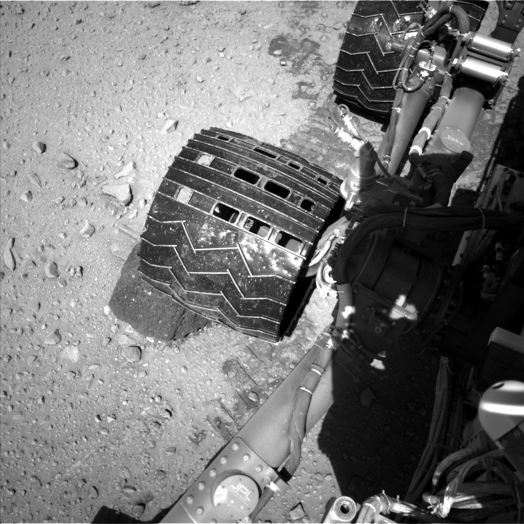 Nasa's Mars rover Curiosity acquired this image using its Left Navigation Camera on Sol 527, at drive 1692, site number 25