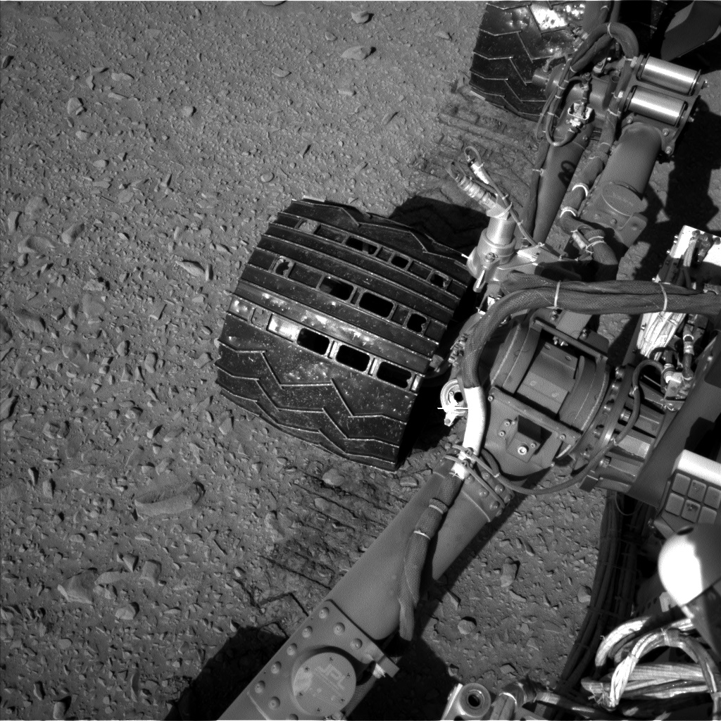 Nasa's Mars rover Curiosity acquired this image using its Left Navigation Camera on Sol 527, at drive 1848, site number 25
