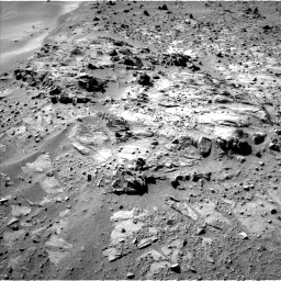 Nasa's Mars rover Curiosity acquired this image using its Left Navigation Camera on Sol 527, at drive 1884, site number 25