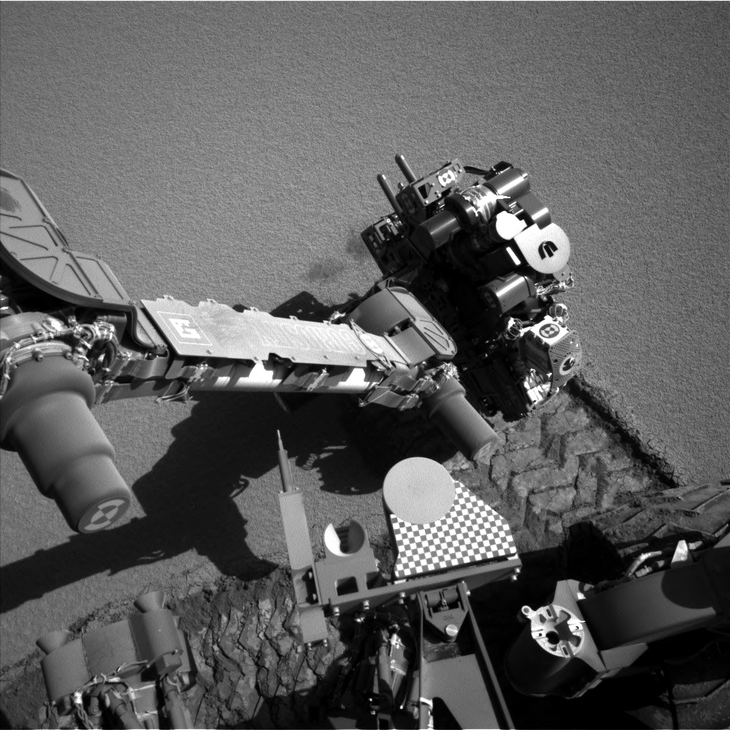 Nasa's Mars rover Curiosity acquired this image using its Left Navigation Camera on Sol 531, at drive 184, site number 26