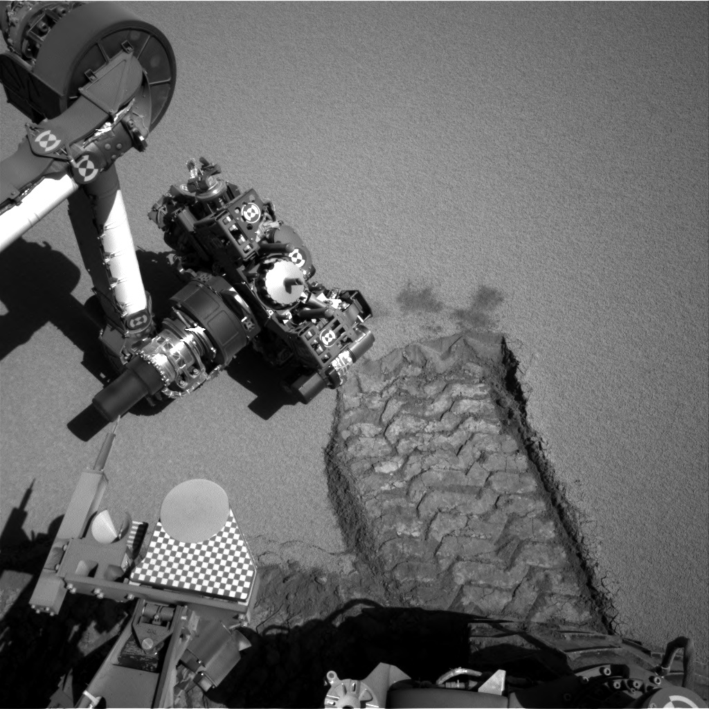 Nasa's Mars rover Curiosity acquired this image using its Right Navigation Camera on Sol 531, at drive 184, site number 26