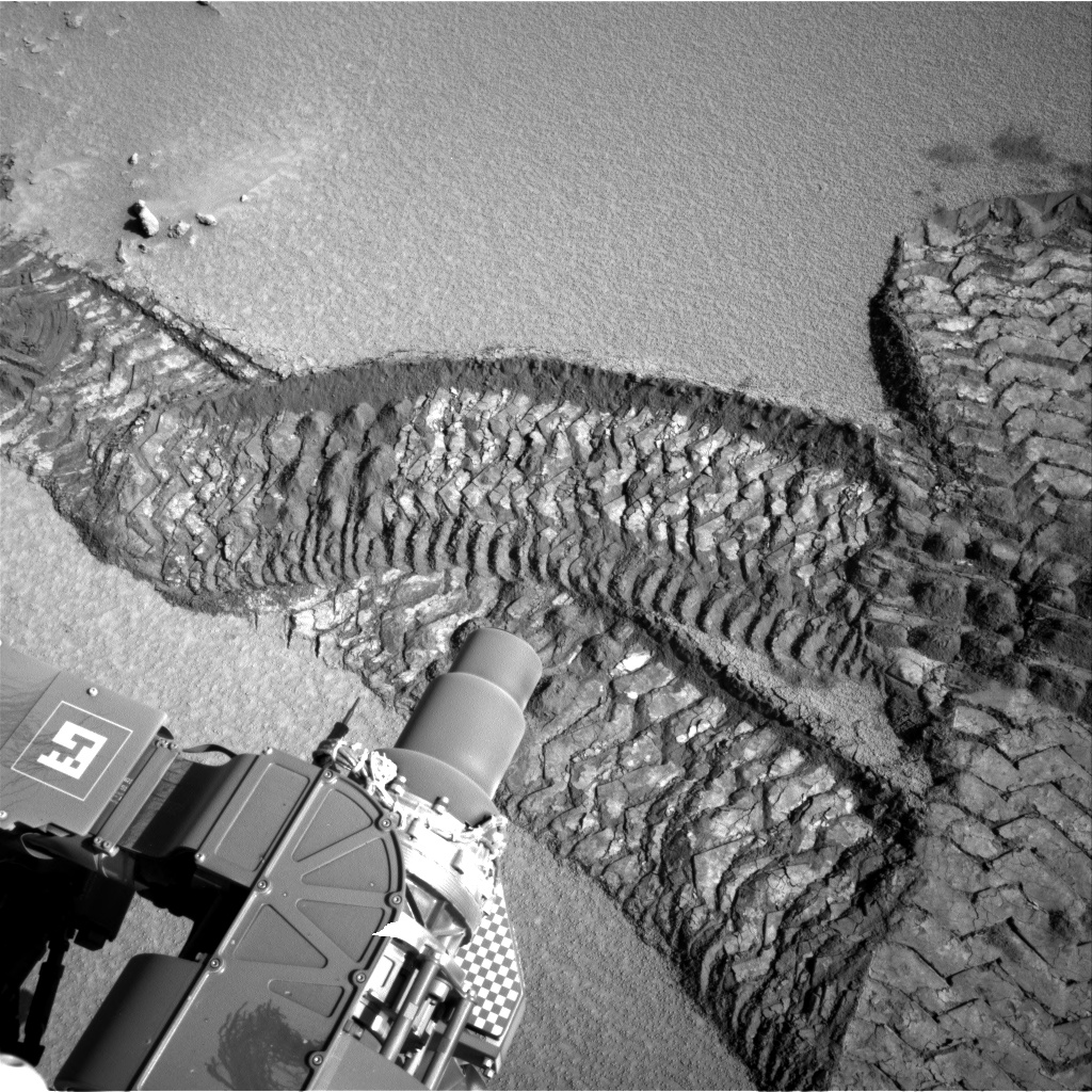Nasa's Mars rover Curiosity acquired this image using its Right Navigation Camera on Sol 532, at drive 208, site number 26
