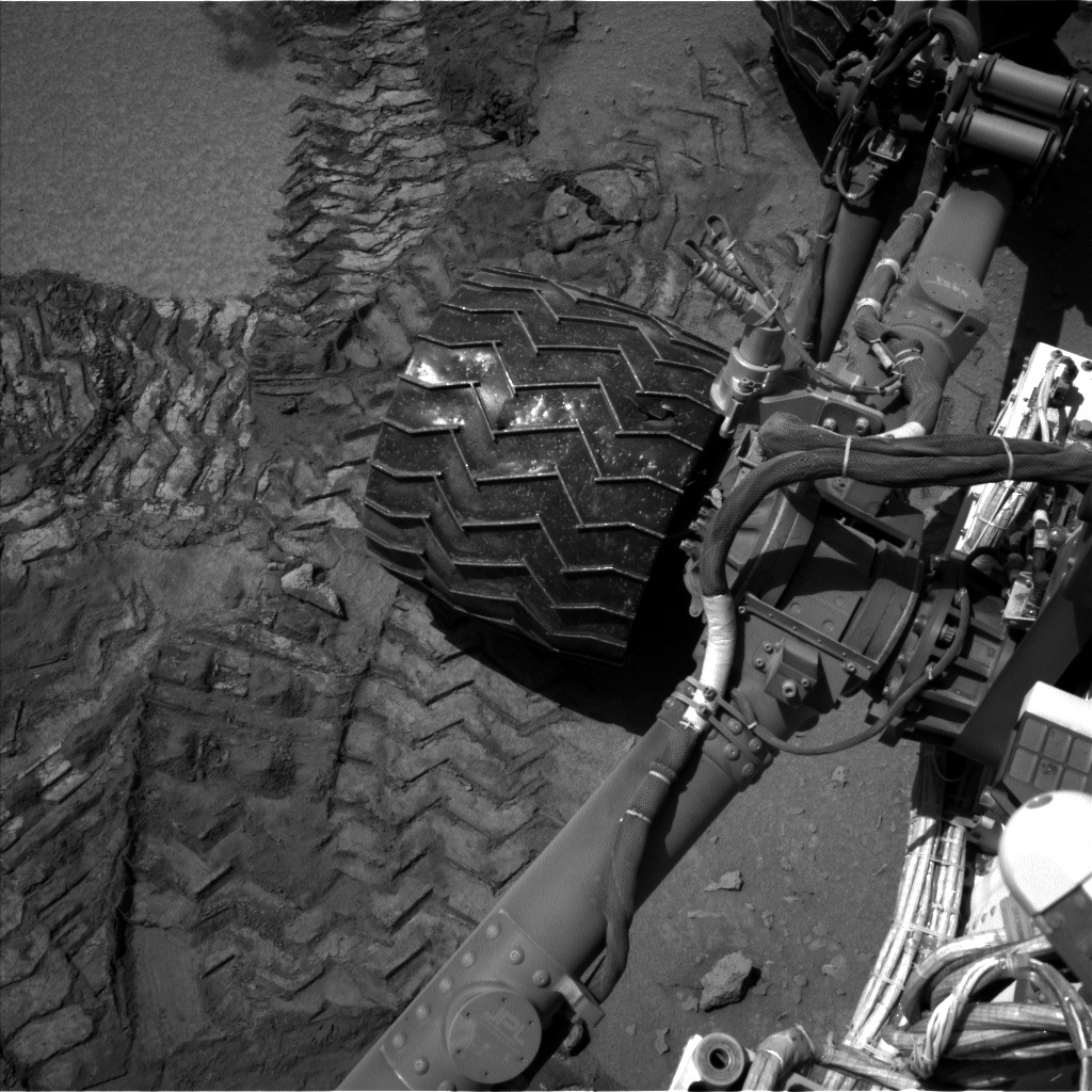 Nasa's Mars rover Curiosity acquired this image using its Left Navigation Camera on Sol 533, at drive 256, site number 26