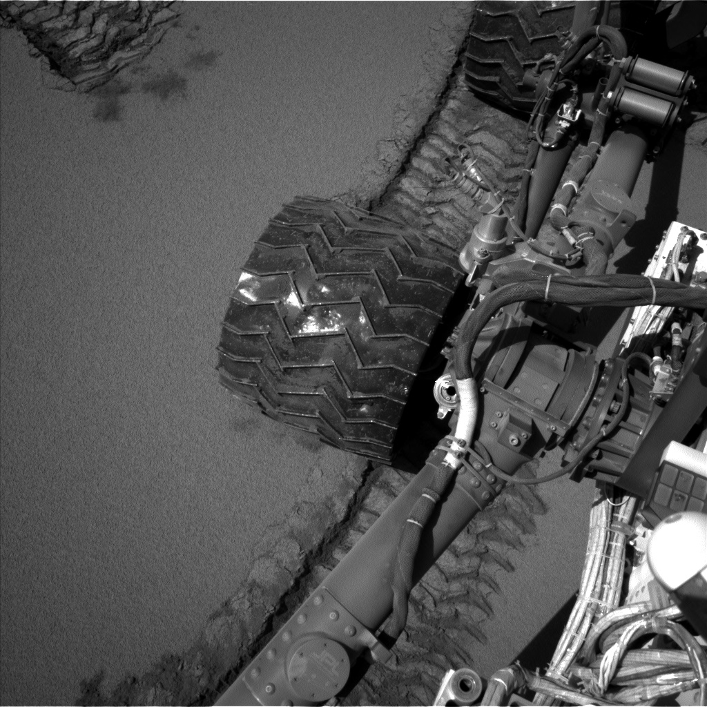 Nasa's Mars rover Curiosity acquired this image using its Left Navigation Camera on Sol 533, at drive 280, site number 26