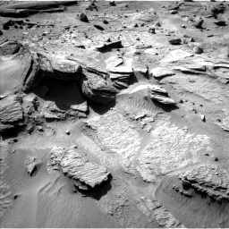 Nasa's Mars rover Curiosity acquired this image using its Left Navigation Camera on Sol 538, at drive 582, site number 26