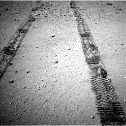 Nasa's Mars rover Curiosity acquired this image using its Left Navigation Camera on Sol 547, at drive 192, site number 27