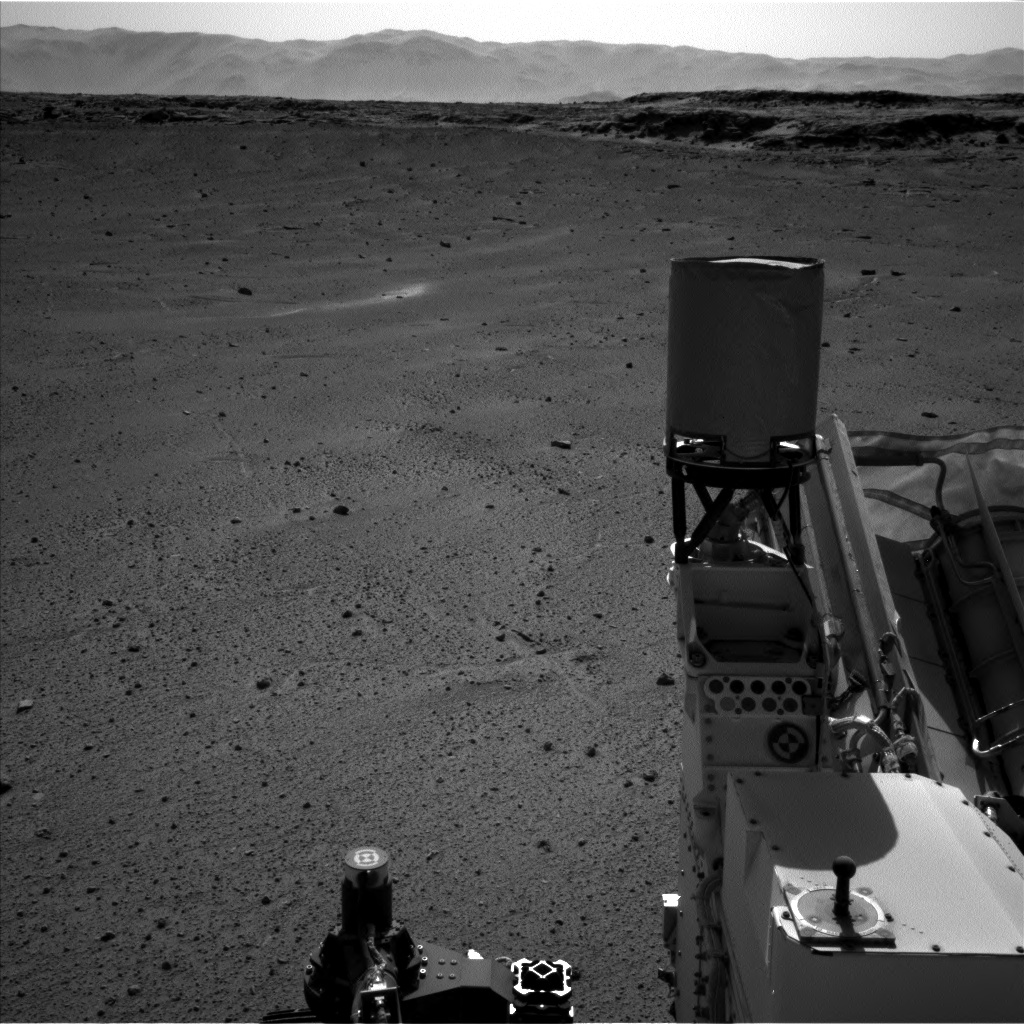 Nasa's Mars rover Curiosity acquired this image using its Left Navigation Camera on Sol 547, at drive 520, site number 27