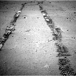 Nasa's Mars rover Curiosity acquired this image using its Left Navigation Camera on Sol 548, at drive 622, site number 27