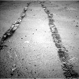 Nasa's Mars rover Curiosity acquired this image using its Left Navigation Camera on Sol 548, at drive 646, site number 27