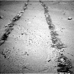 Nasa's Mars rover Curiosity acquired this image using its Left Navigation Camera on Sol 548, at drive 658, site number 27