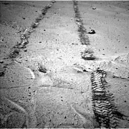 Nasa's Mars rover Curiosity acquired this image using its Left Navigation Camera on Sol 548, at drive 700, site number 27