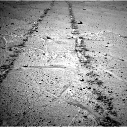 Nasa's Mars rover Curiosity acquired this image using its Left Navigation Camera on Sol 548, at drive 718, site number 27