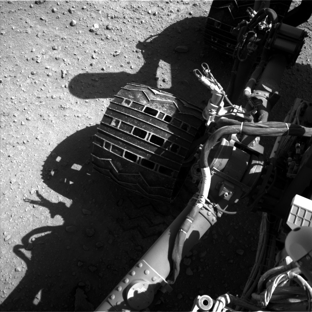 Nasa's Mars rover Curiosity acquired this image using its Left Navigation Camera on Sol 548, at drive 856, site number 27