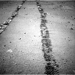 Nasa's Mars rover Curiosity acquired this image using its Right Navigation Camera on Sol 548, at drive 640, site number 27