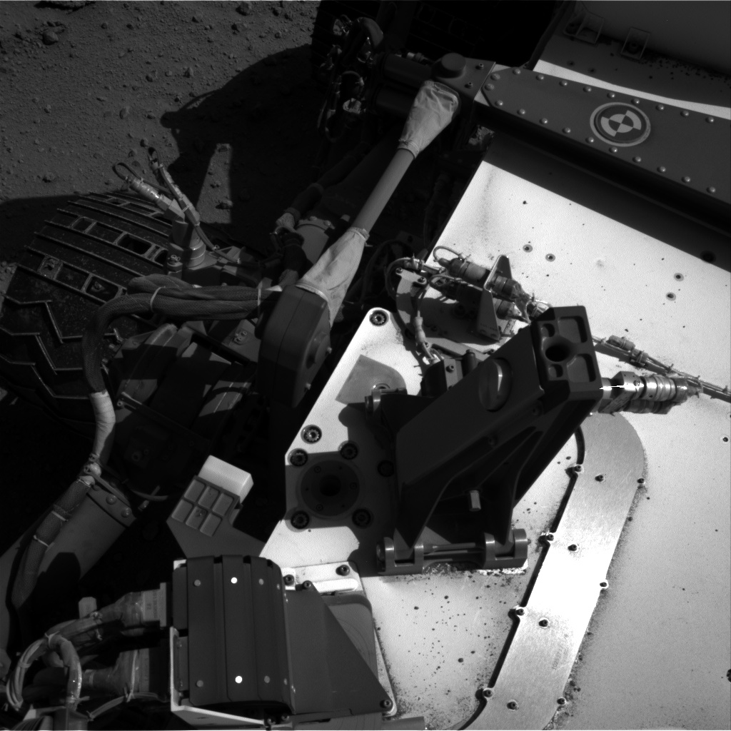 Nasa's Mars rover Curiosity acquired this image using its Right Navigation Camera on Sol 548, at drive 880, site number 27