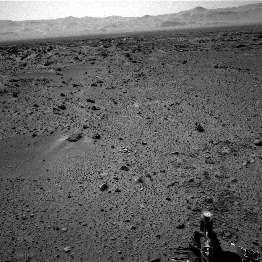 Nasa's Mars rover Curiosity acquired this image using its Left Navigation Camera on Sol 551, at drive 1124, site number 27