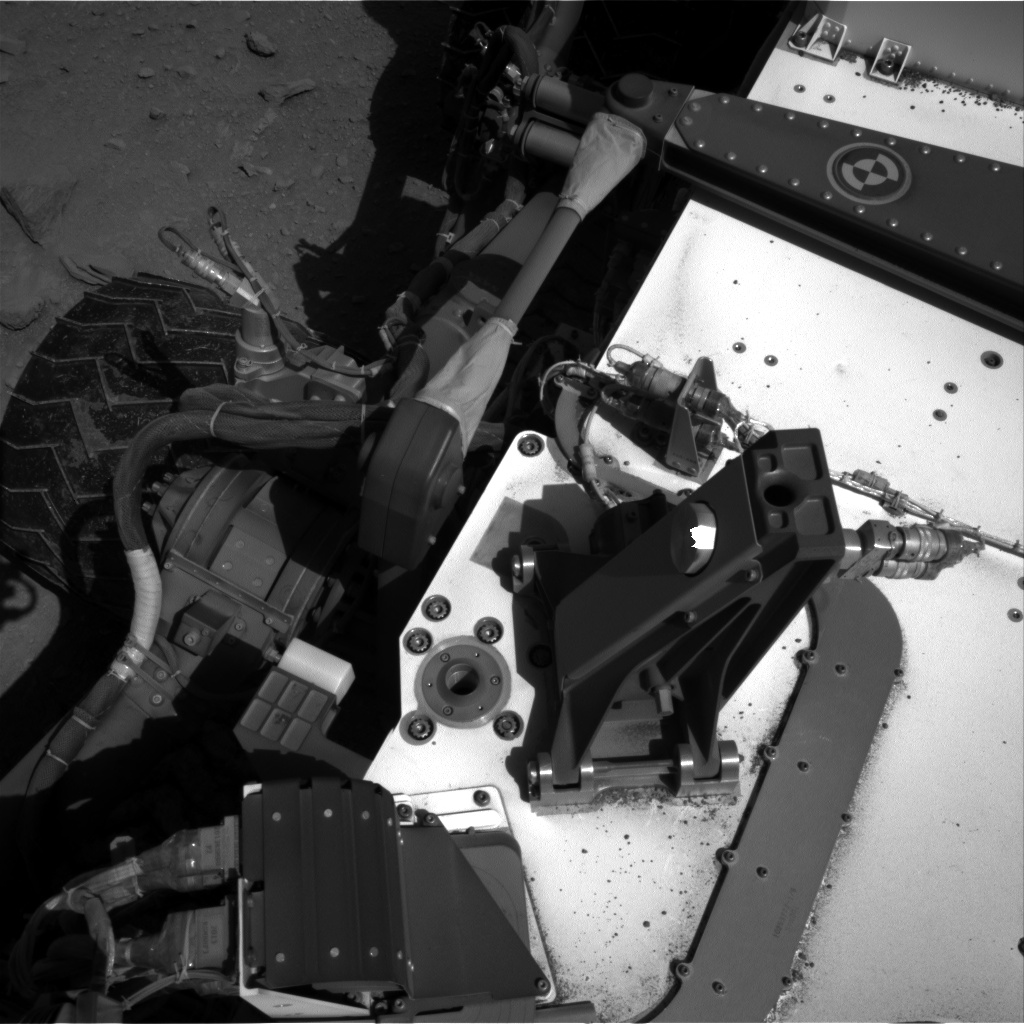 Nasa's Mars rover Curiosity acquired this image using its Right Navigation Camera on Sol 552, at drive 1280, site number 27