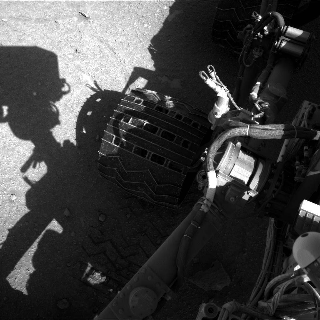 Nasa's Mars rover Curiosity acquired this image using its Left Navigation Camera on Sol 553, at drive 150, site number 28