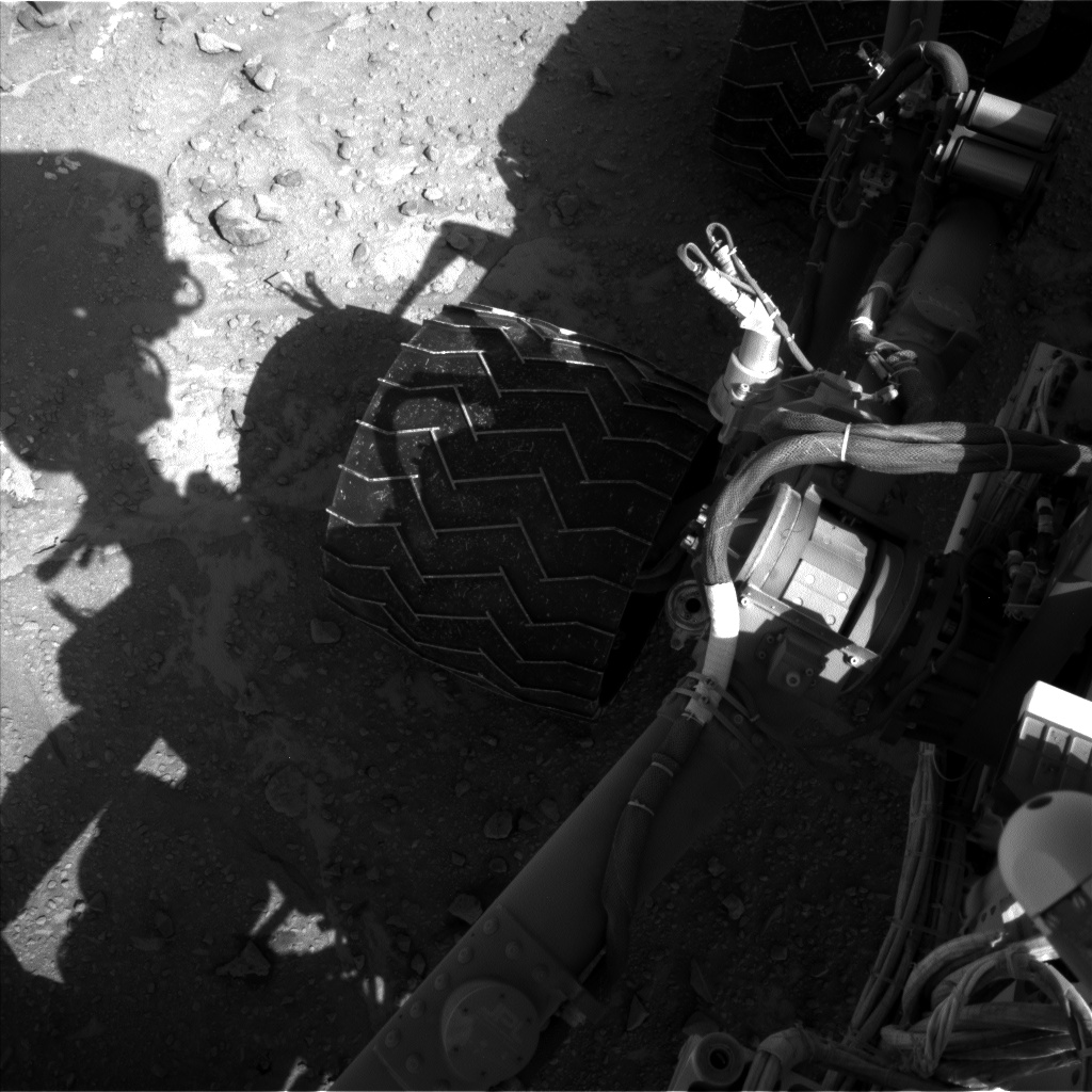 Nasa's Mars rover Curiosity acquired this image using its Left Navigation Camera on Sol 553, at drive 234, site number 28